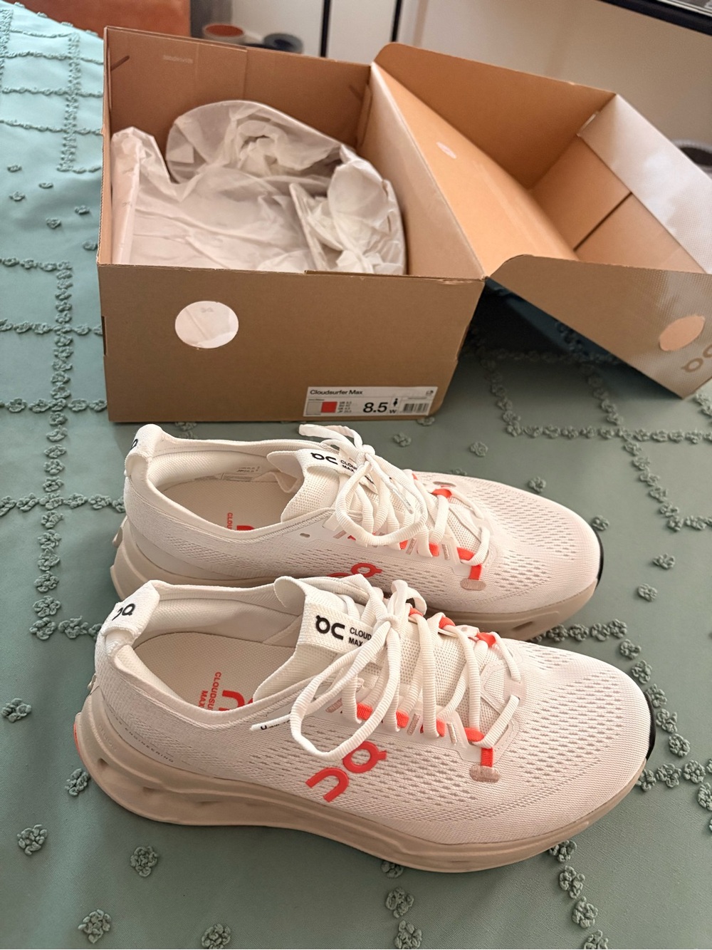 On Cloud Cloudsurfer Max Women’s 8.5 New In Box Ivory Coral - Picture 2 of 6